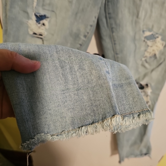 Women's Size 10 Torrid Boyfriend Denim Blue Jeans Ripped - Picture 8 of 11